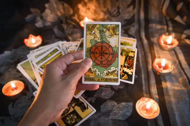 tarot cards Runnemede